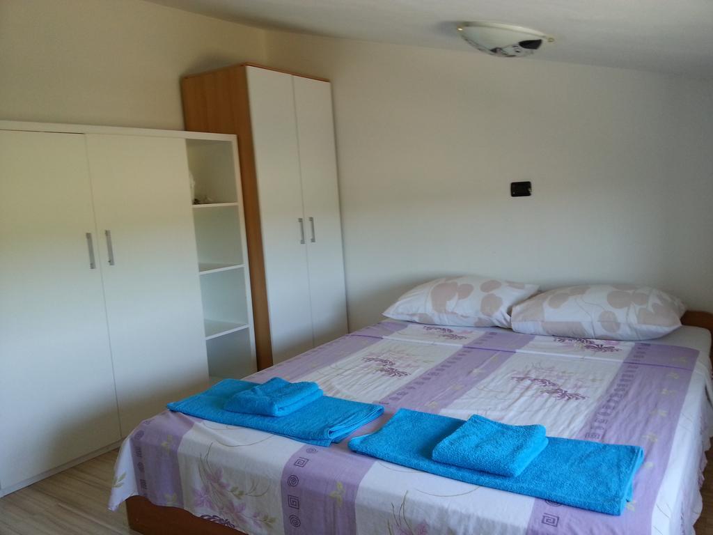 Apartment Rojnic Galižana Εξωτερικό φωτογραφία